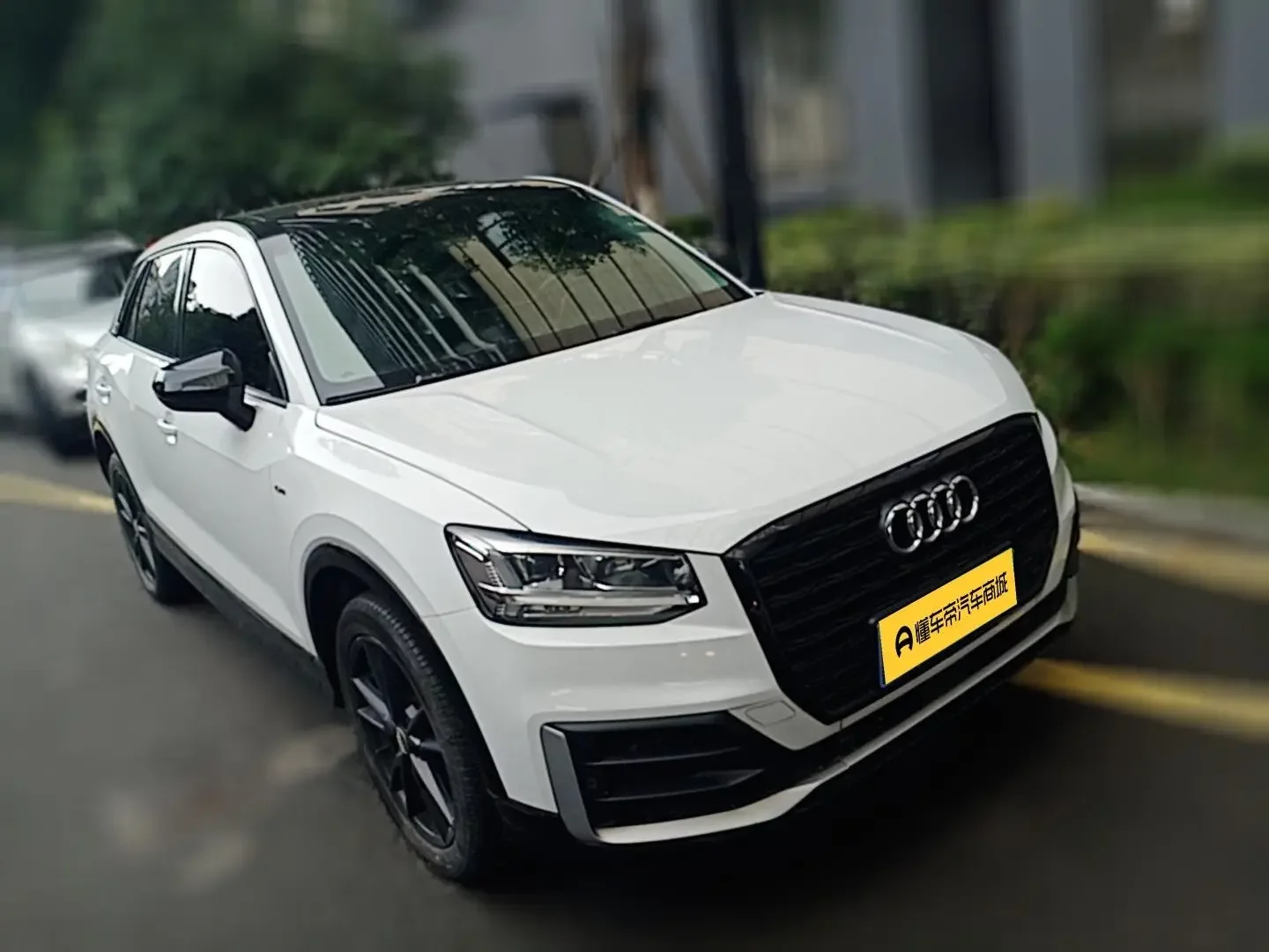 Audi Q2L