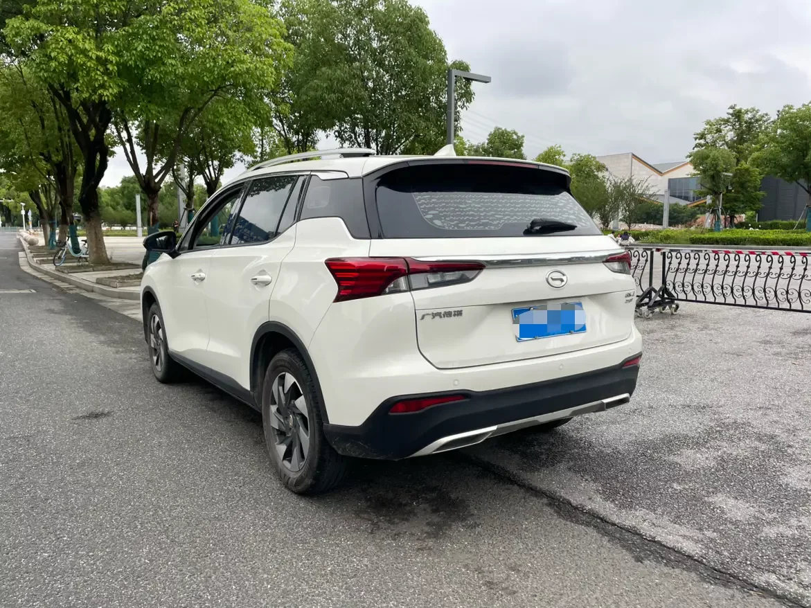 GAC Trumpchi GS4