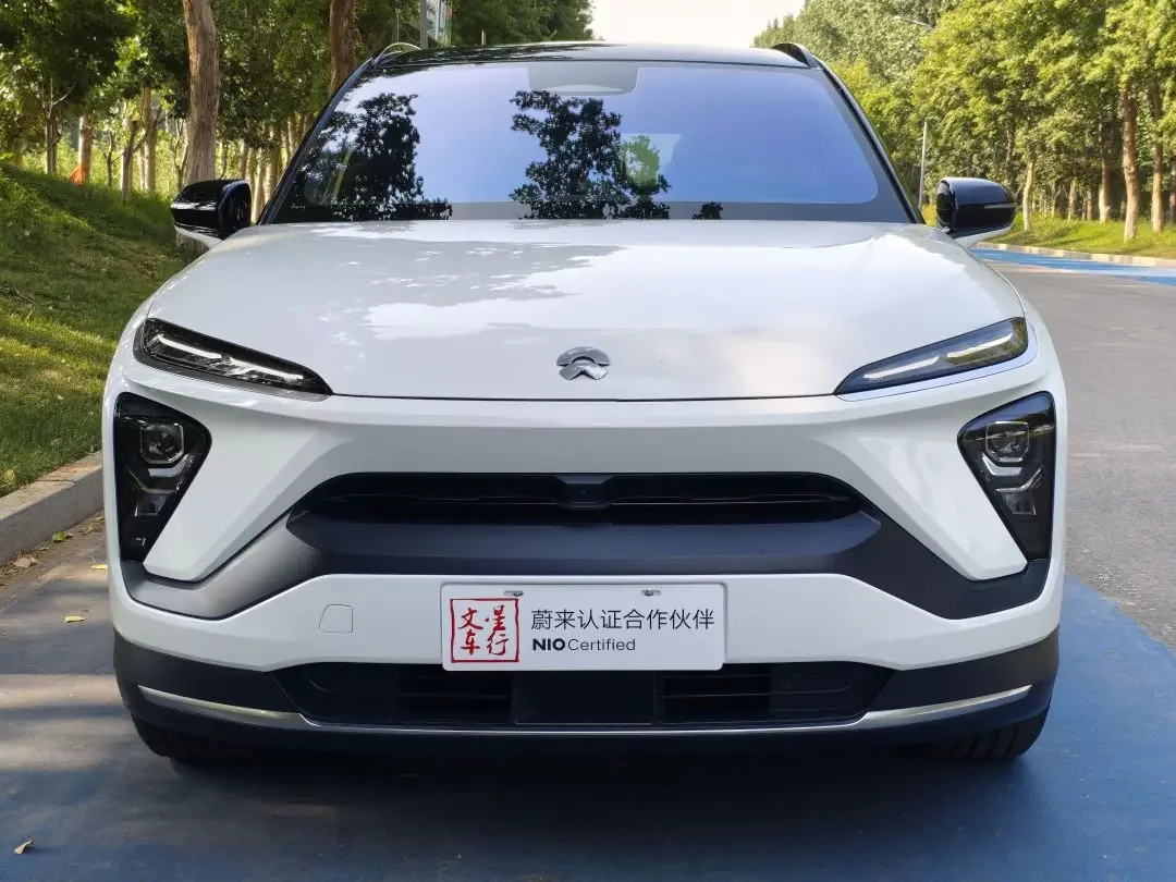 NIO ES6