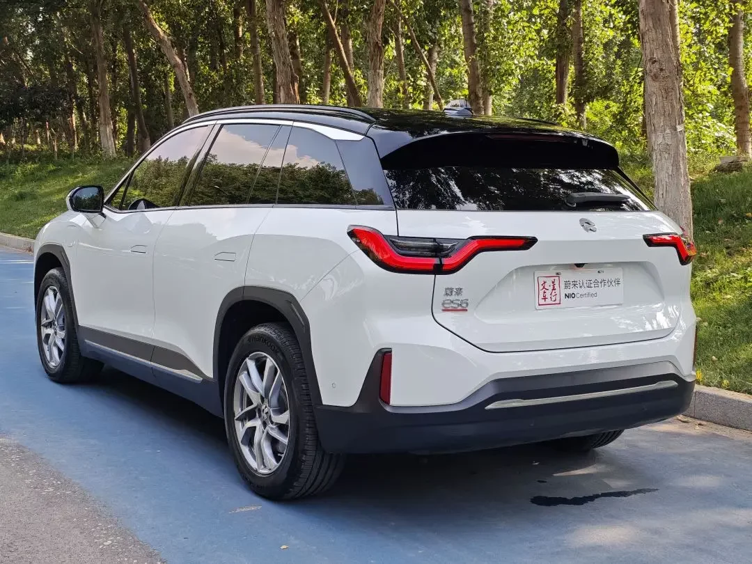 NIO ES6