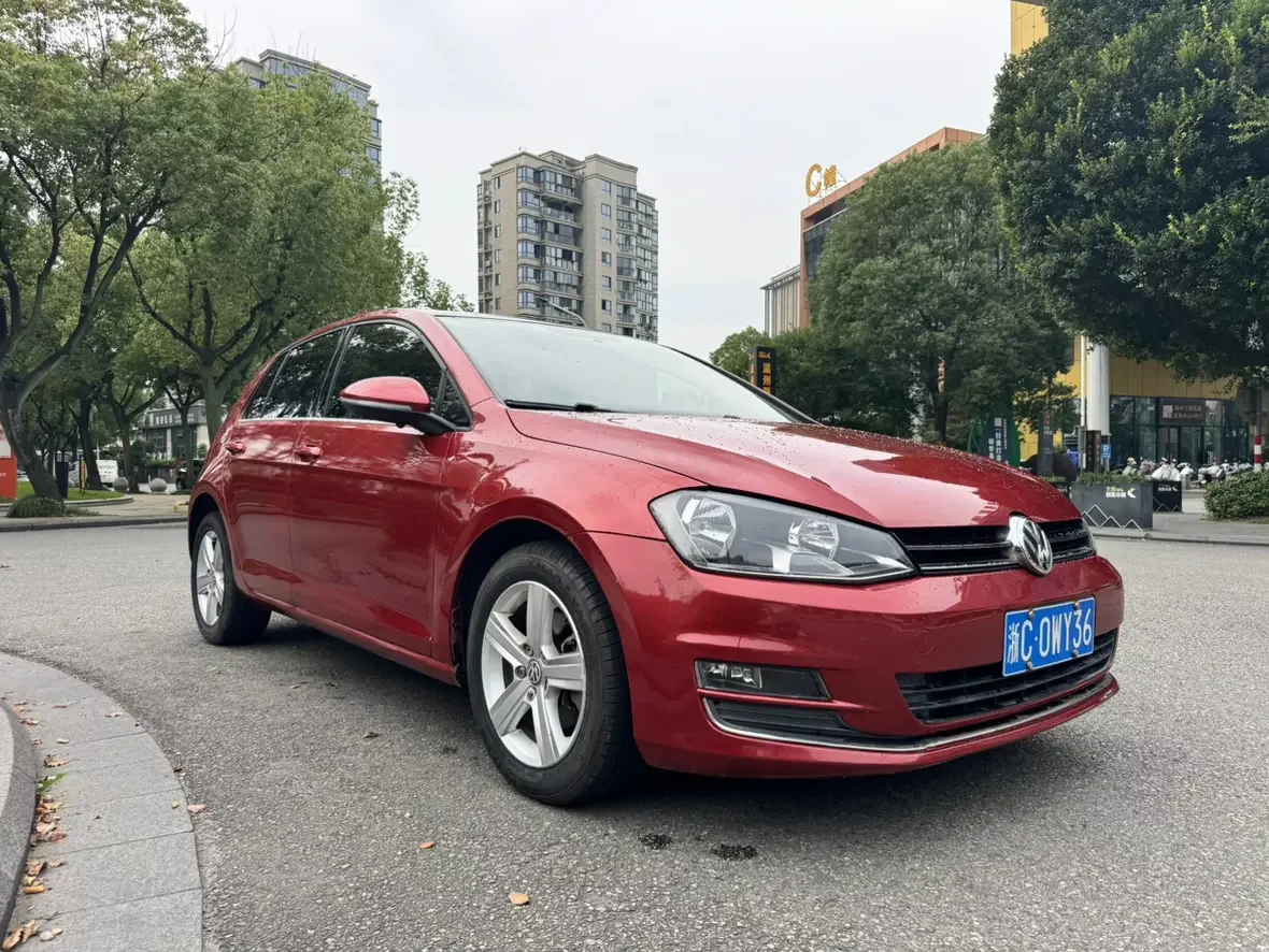 Volkswagen golf