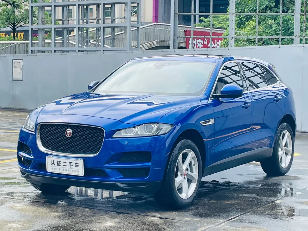 Jaguar F-PACE
