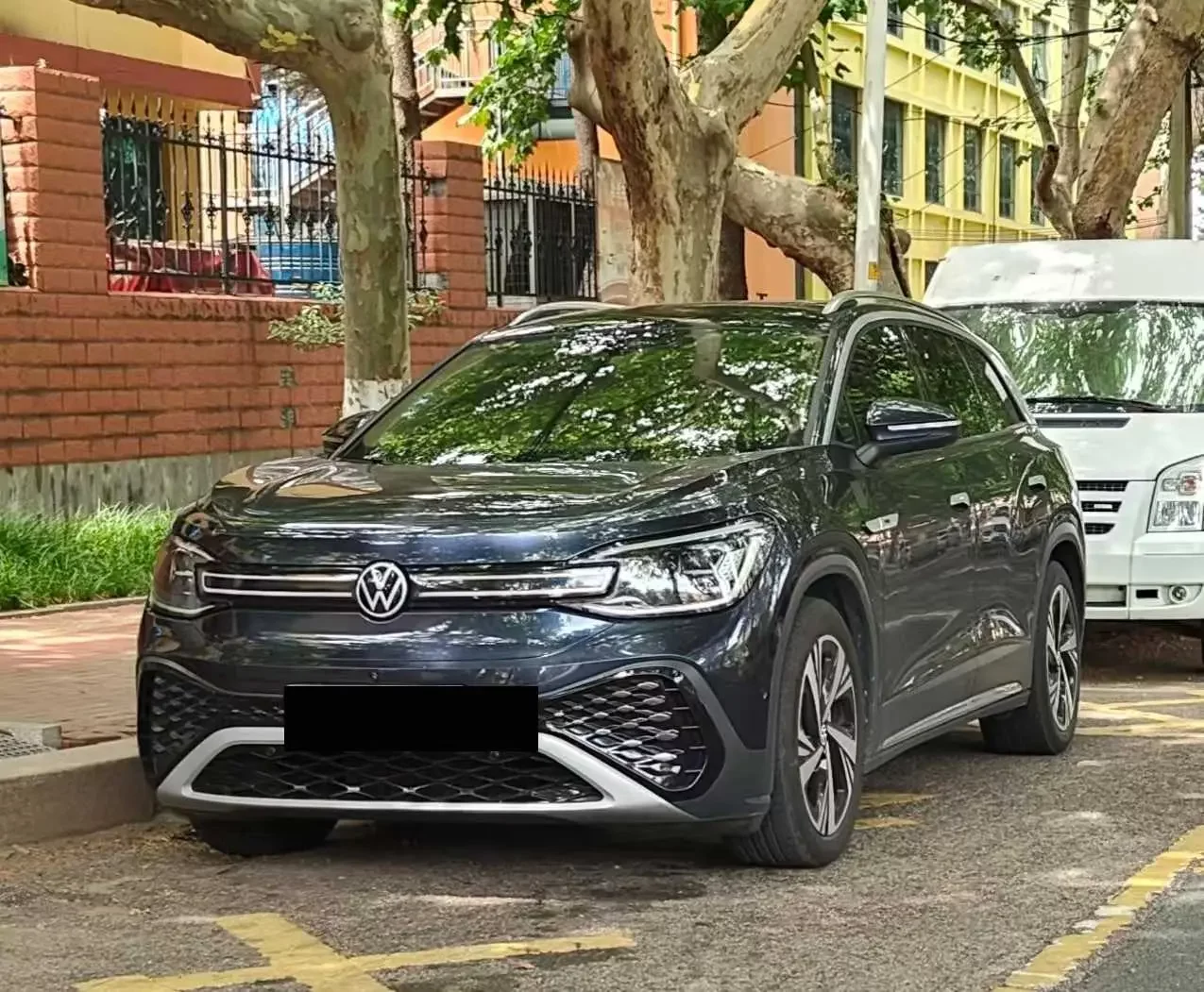 Volkswagen ID.6 CROZZ
