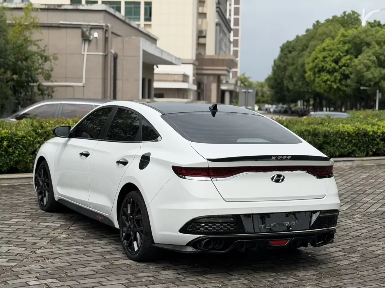 Hyundai Lafesta