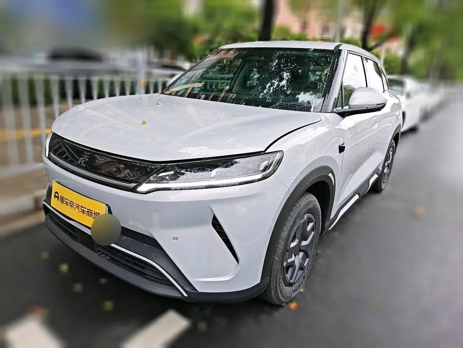 BYD Yuan UP