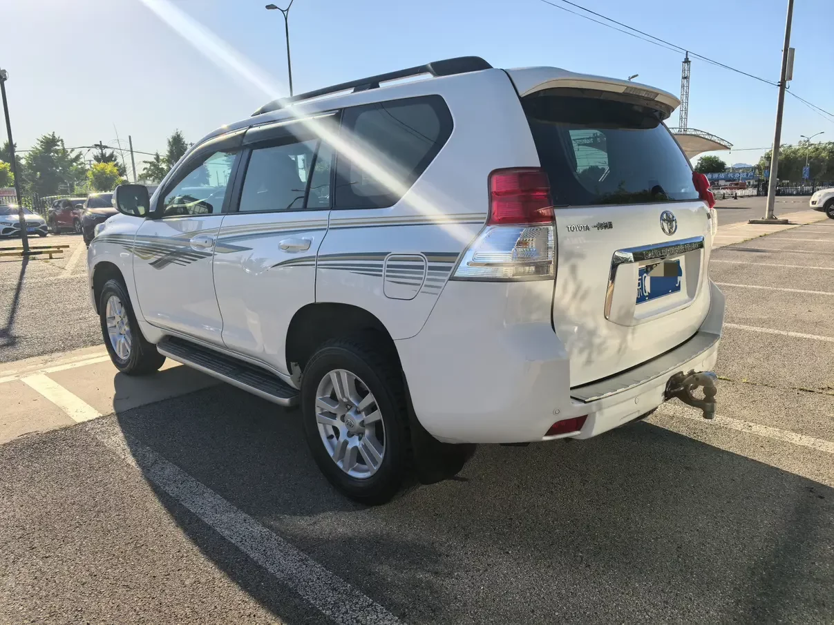 Toyota prado