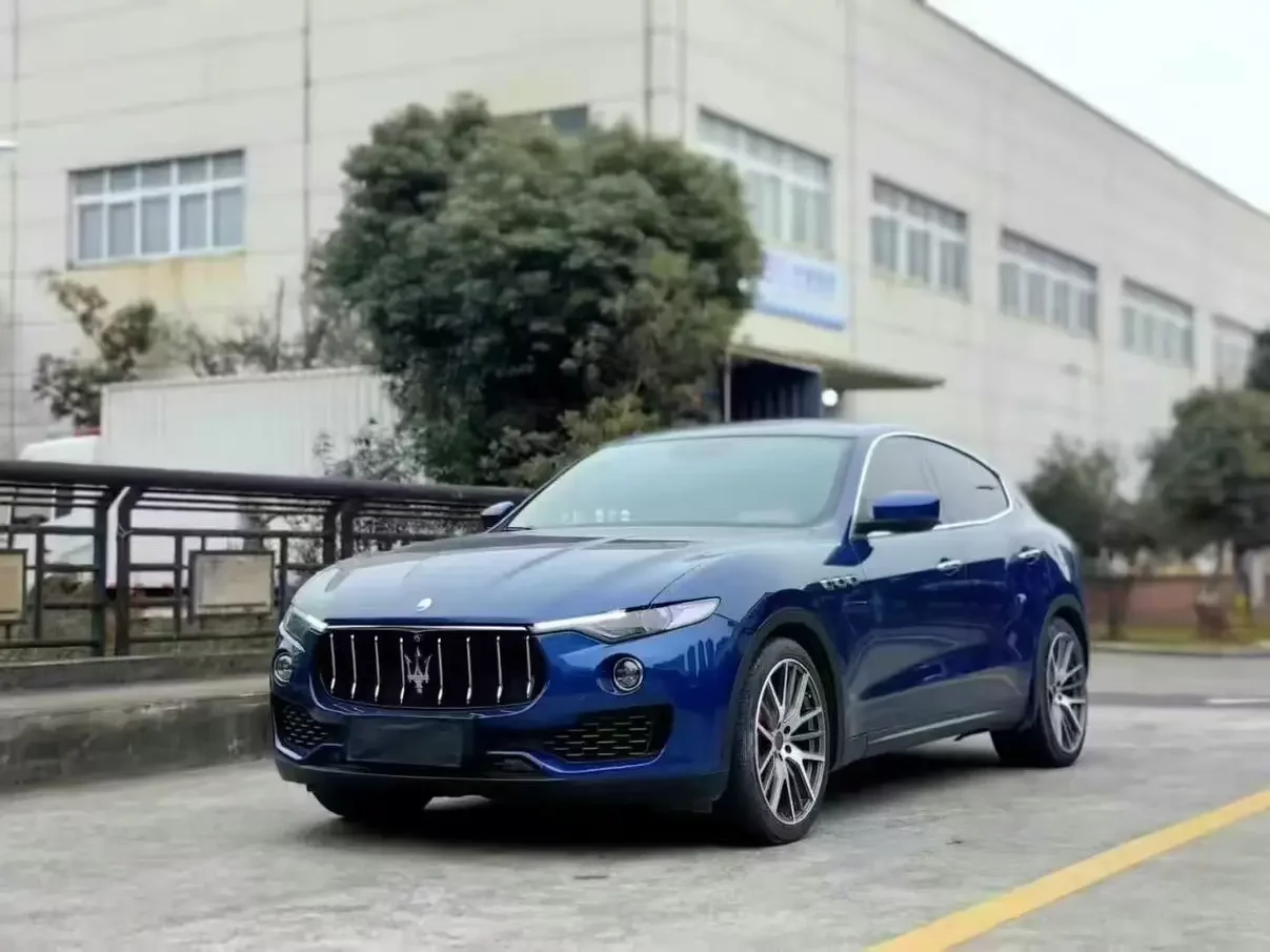 Maserati Levante  из Китая
