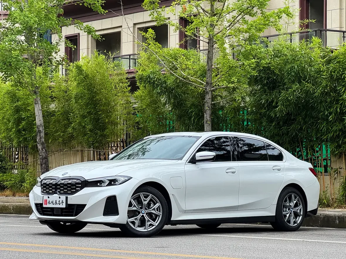 BMW i3  из Китая