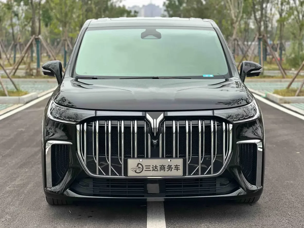 Voyah Lantu Dreamer PHEV  из Китая