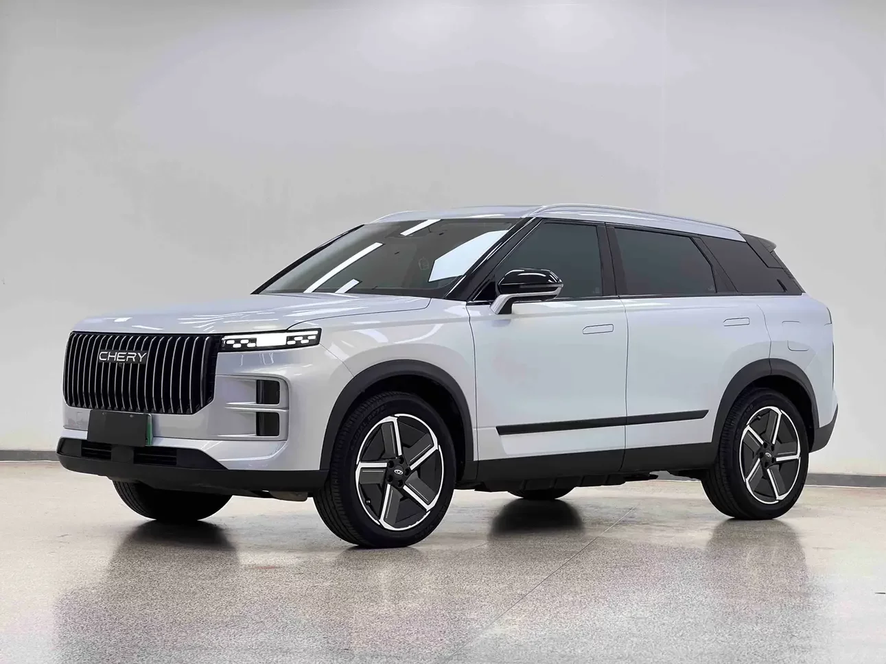 Chery Explore 06 C-DM