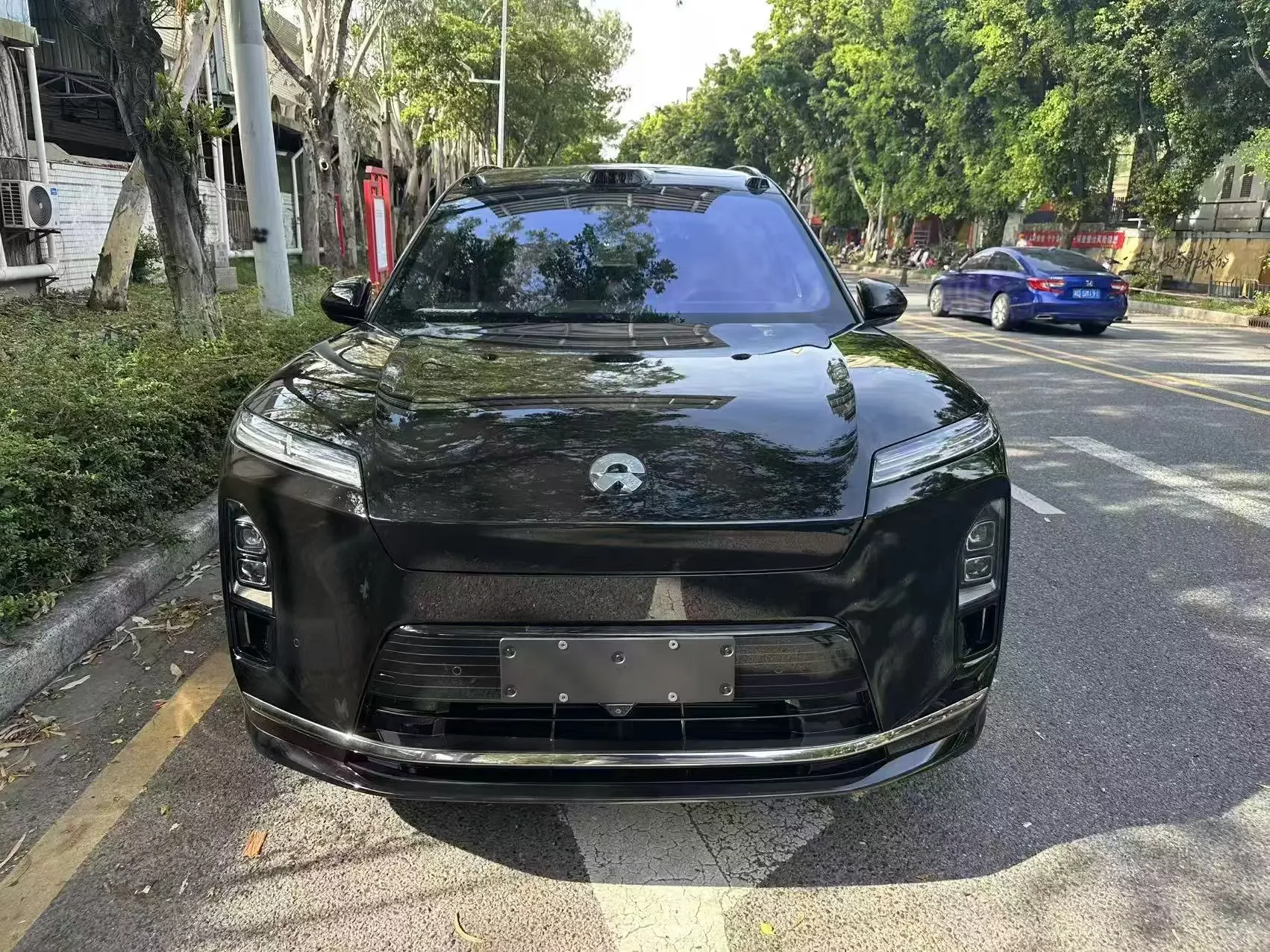 NIO ES8  из Китая