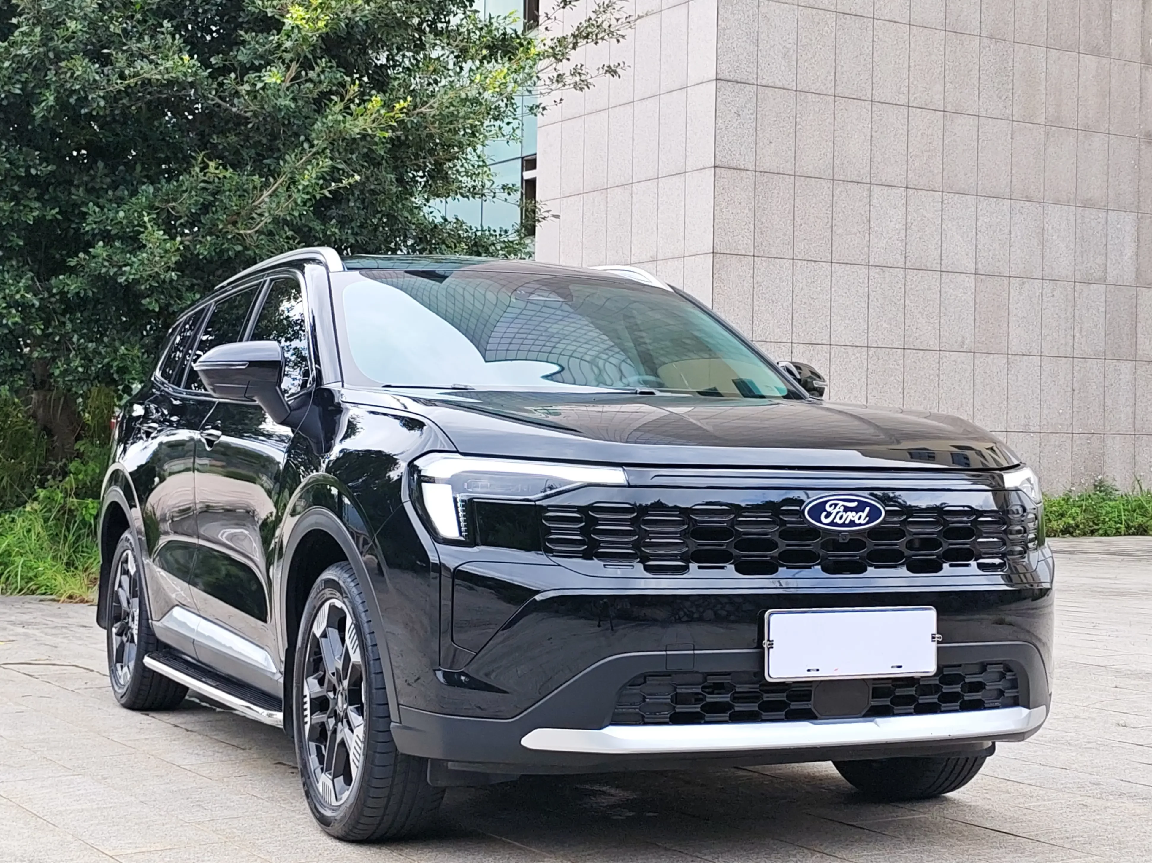 Ford Equator Sport