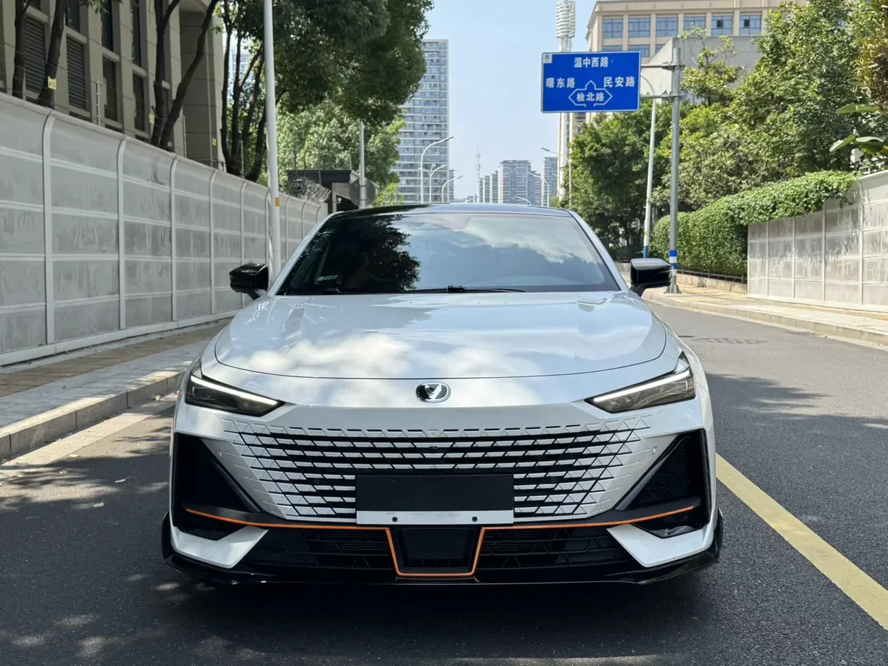 Changan UNI-V