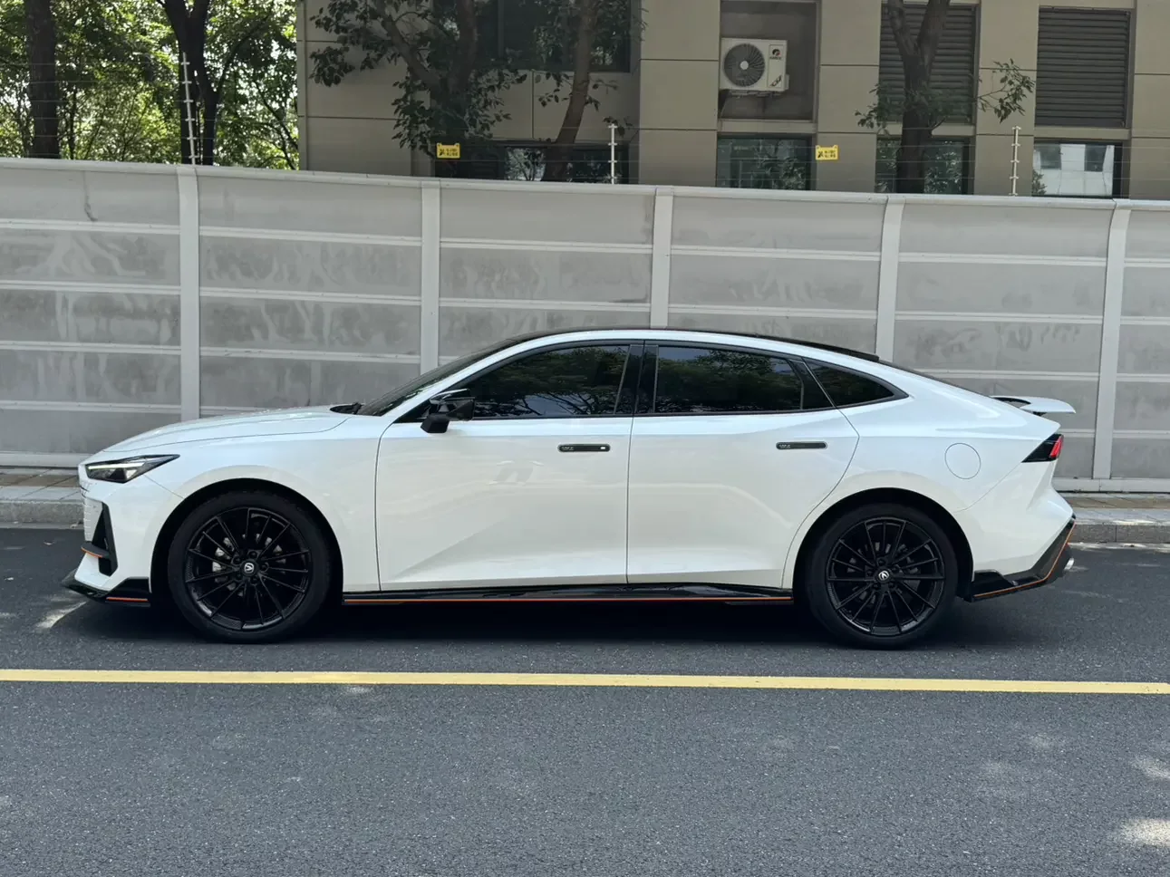 Changan UNI-V
