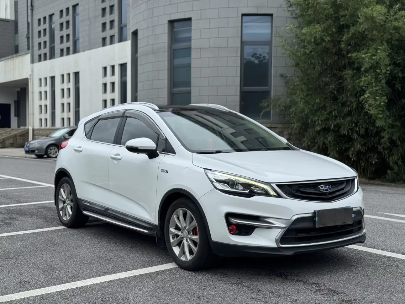 Geely Emgrand GS