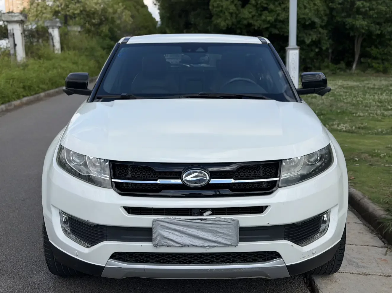 Lu Feng Landwind X7