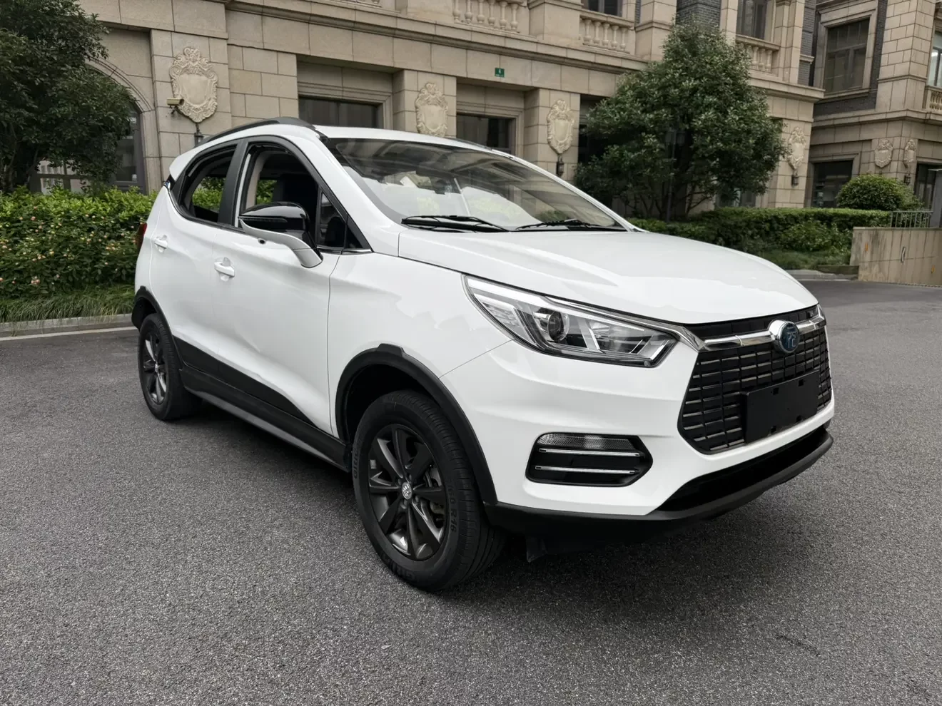 BYD Yuan EV