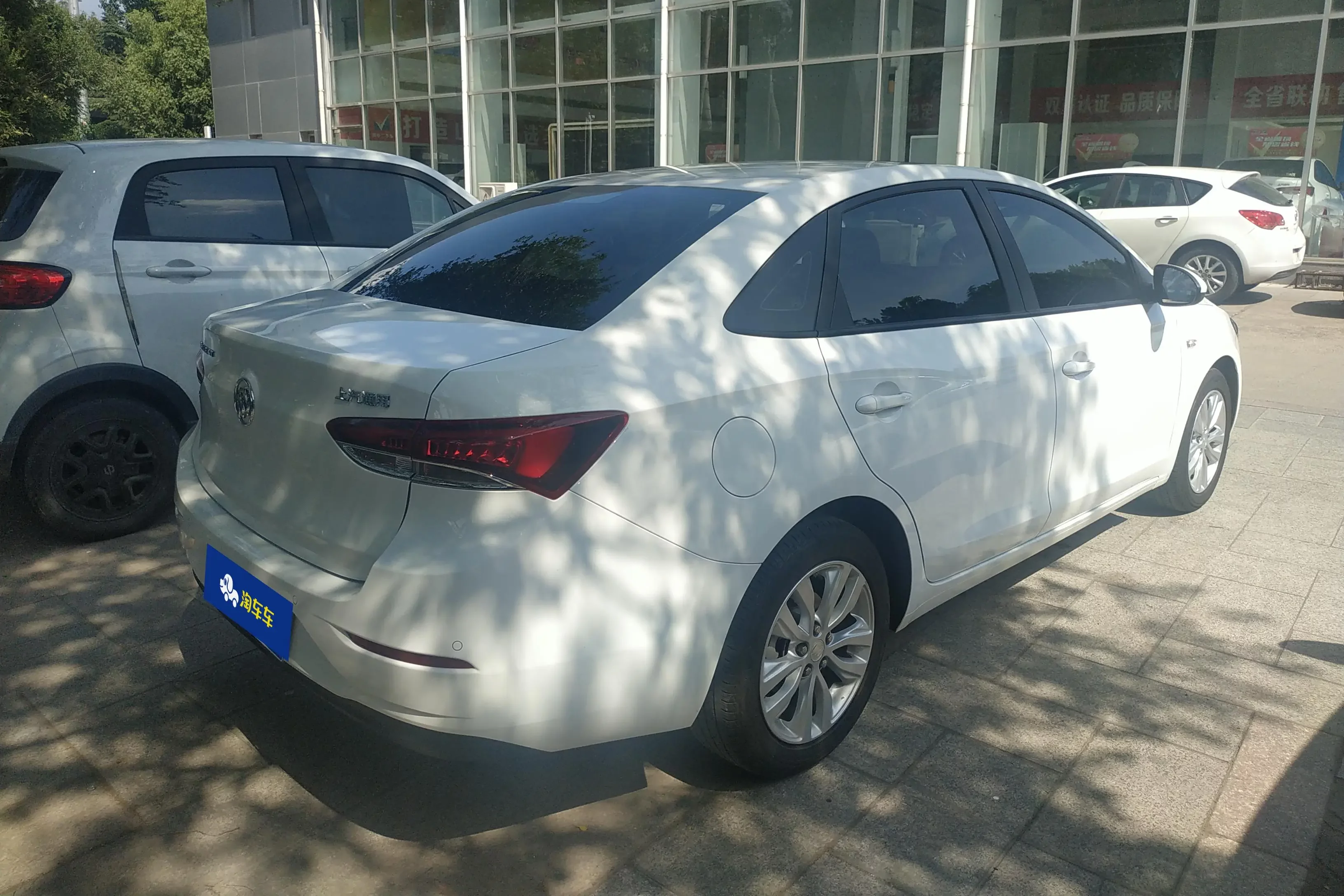 Buick Yinglang
