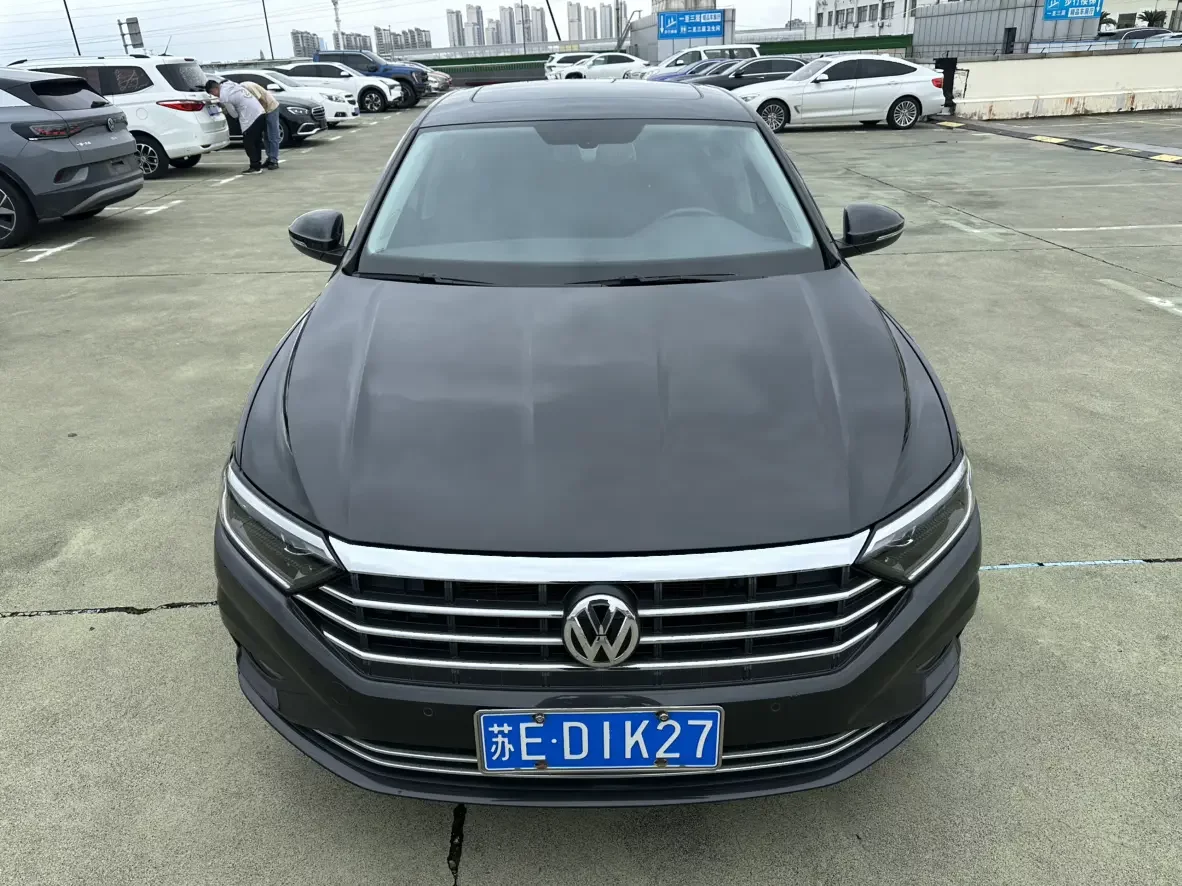 Volkswagen Sagitar