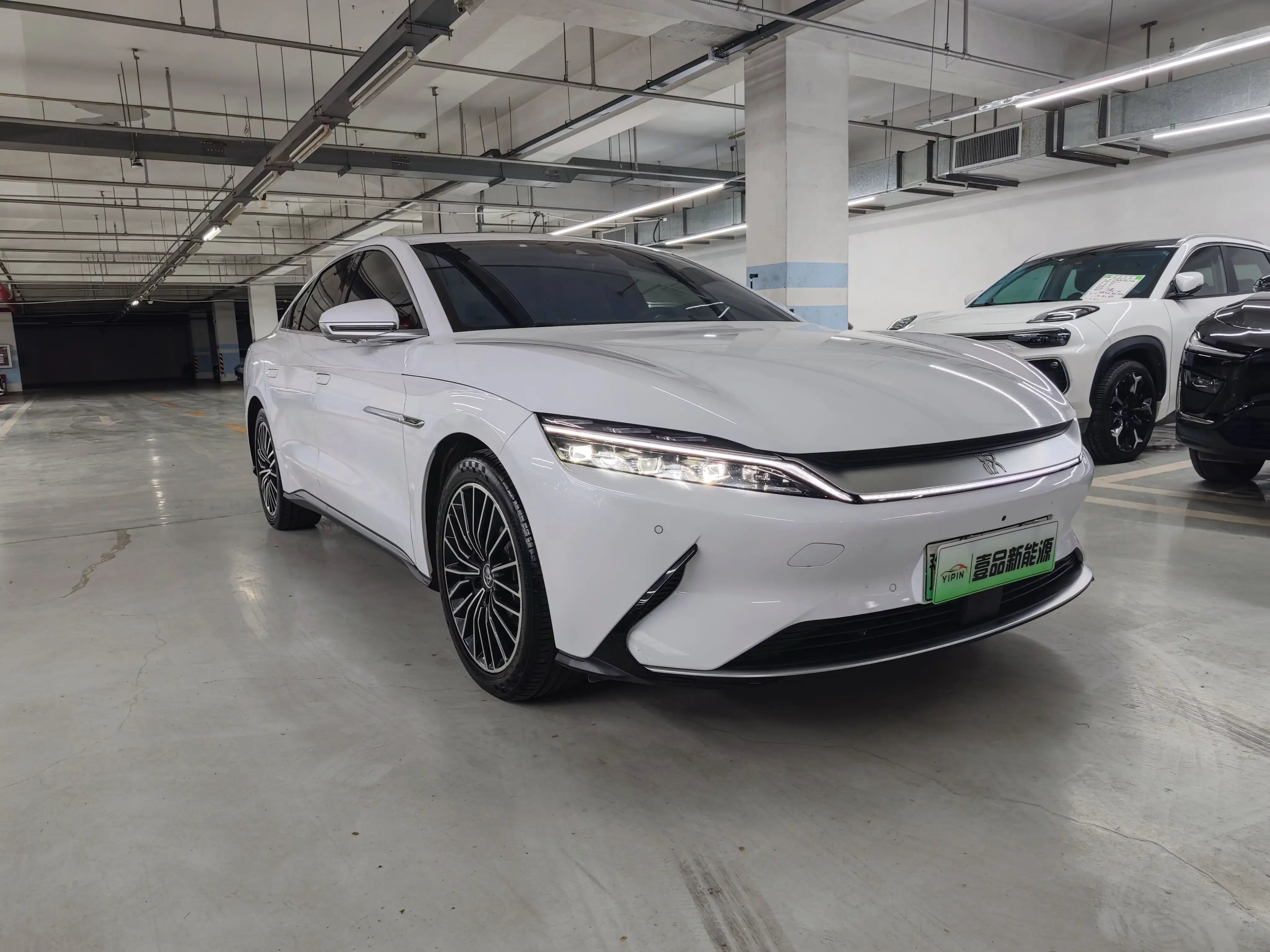 BYD Han EV