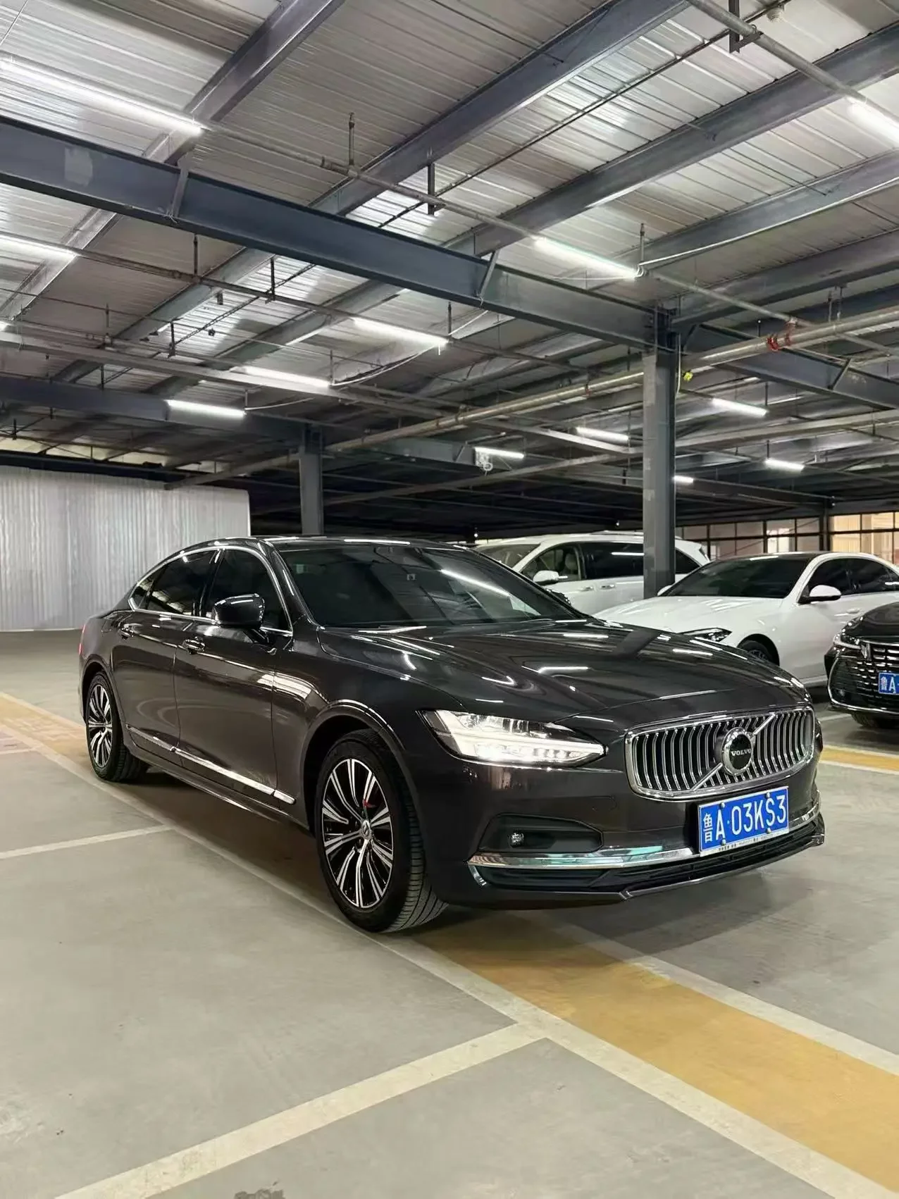 Volvo S90