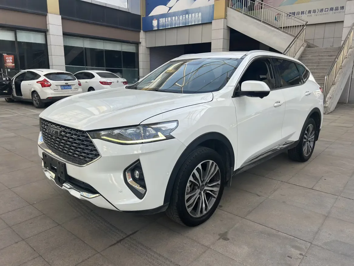Haval F7