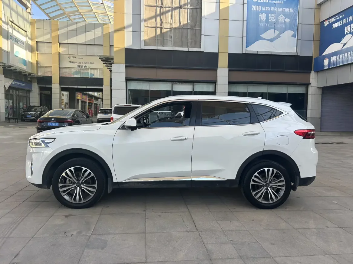 Haval F7