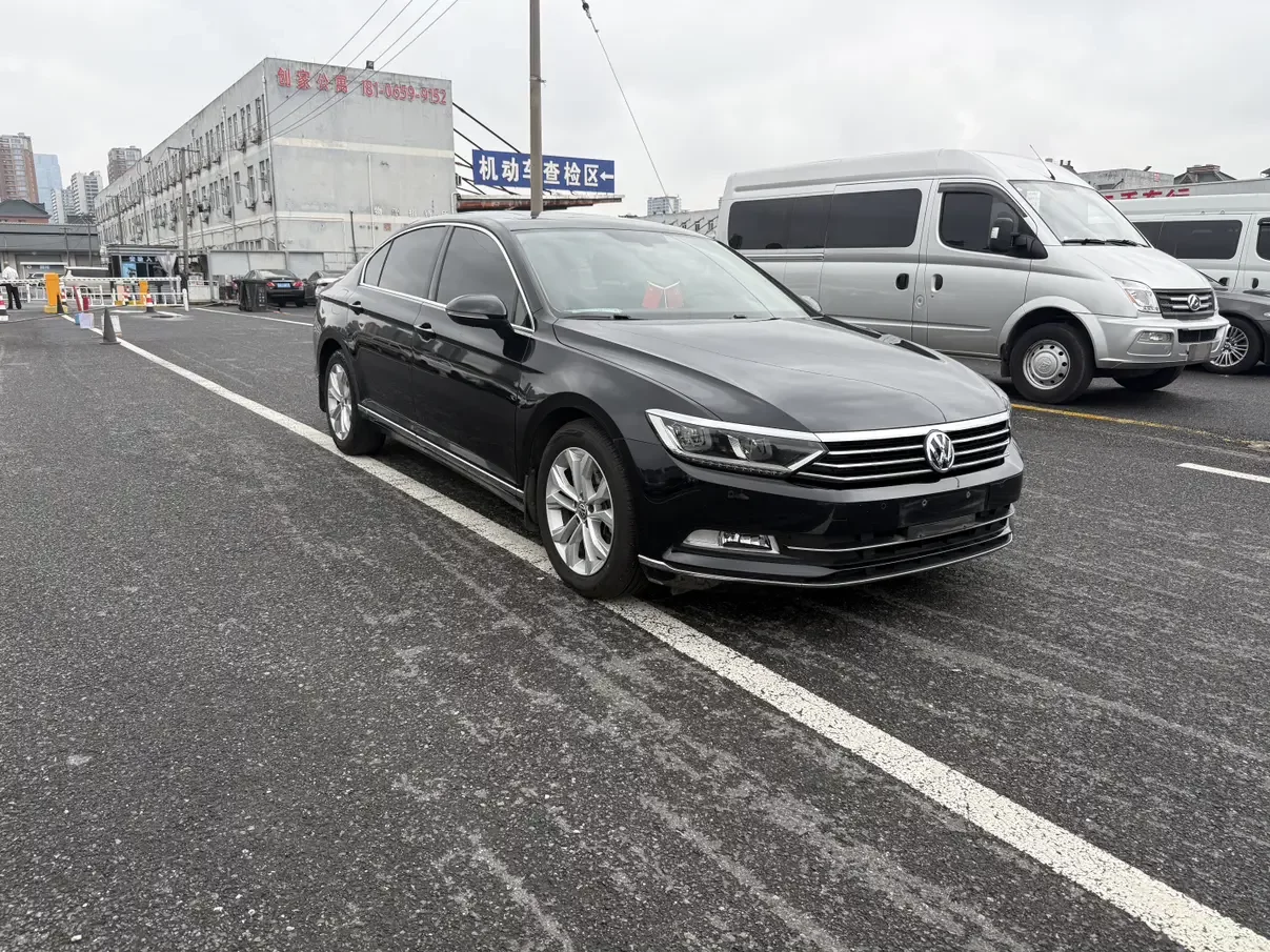 Volkswagen Magotan