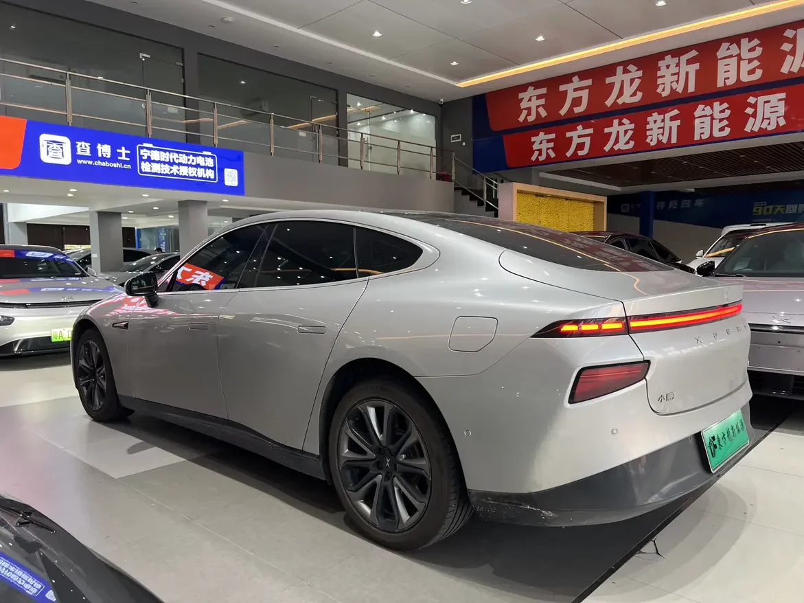 Xpeng P7