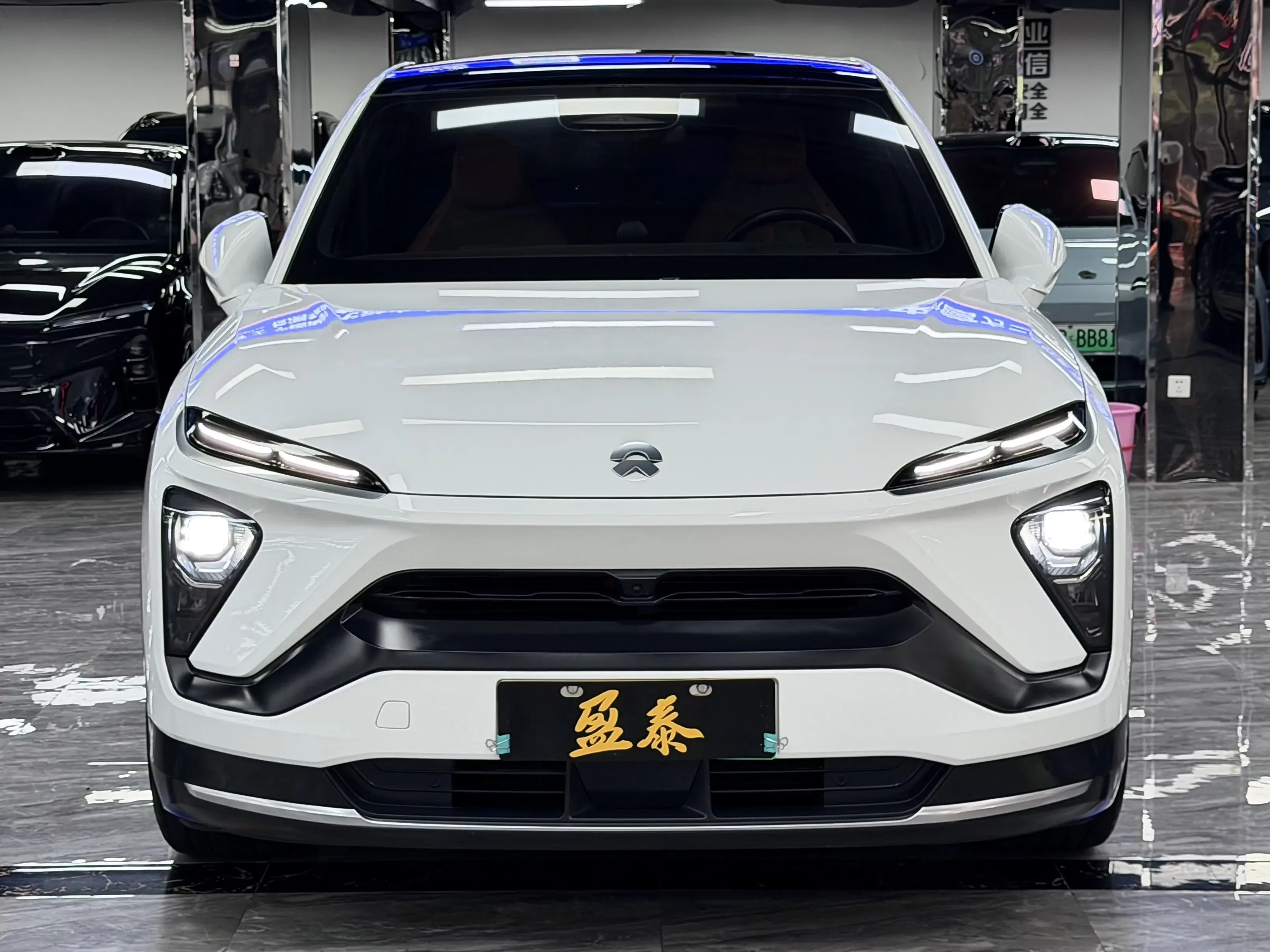 NIO EC6  из Китая