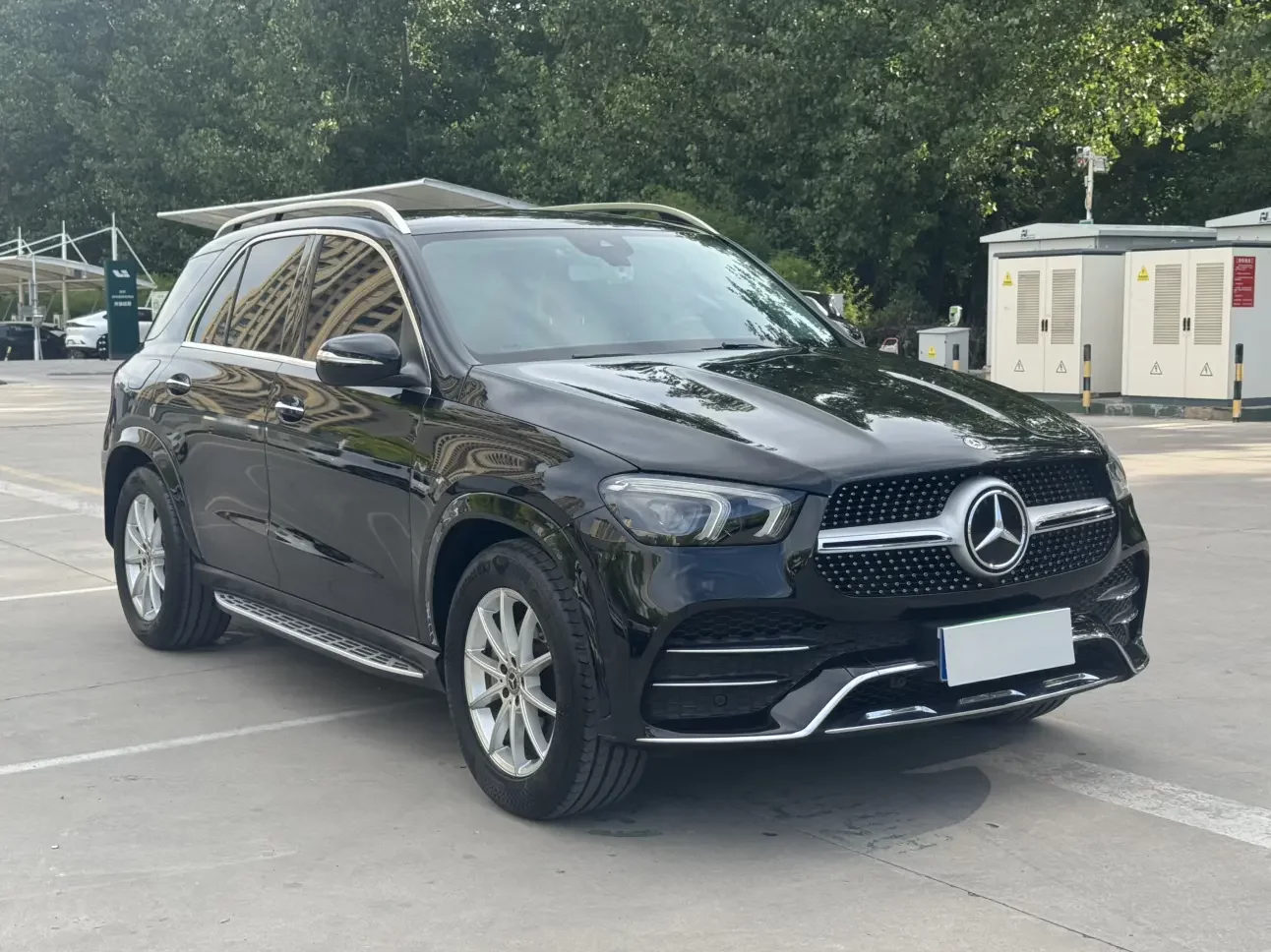 Mercedes-Benz GLE (Imported)
