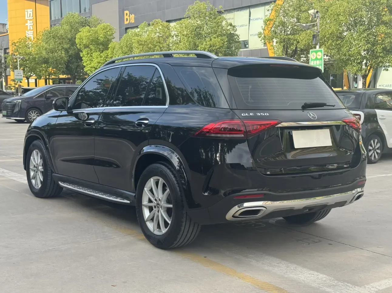 Mercedes-Benz GLE (Imported)