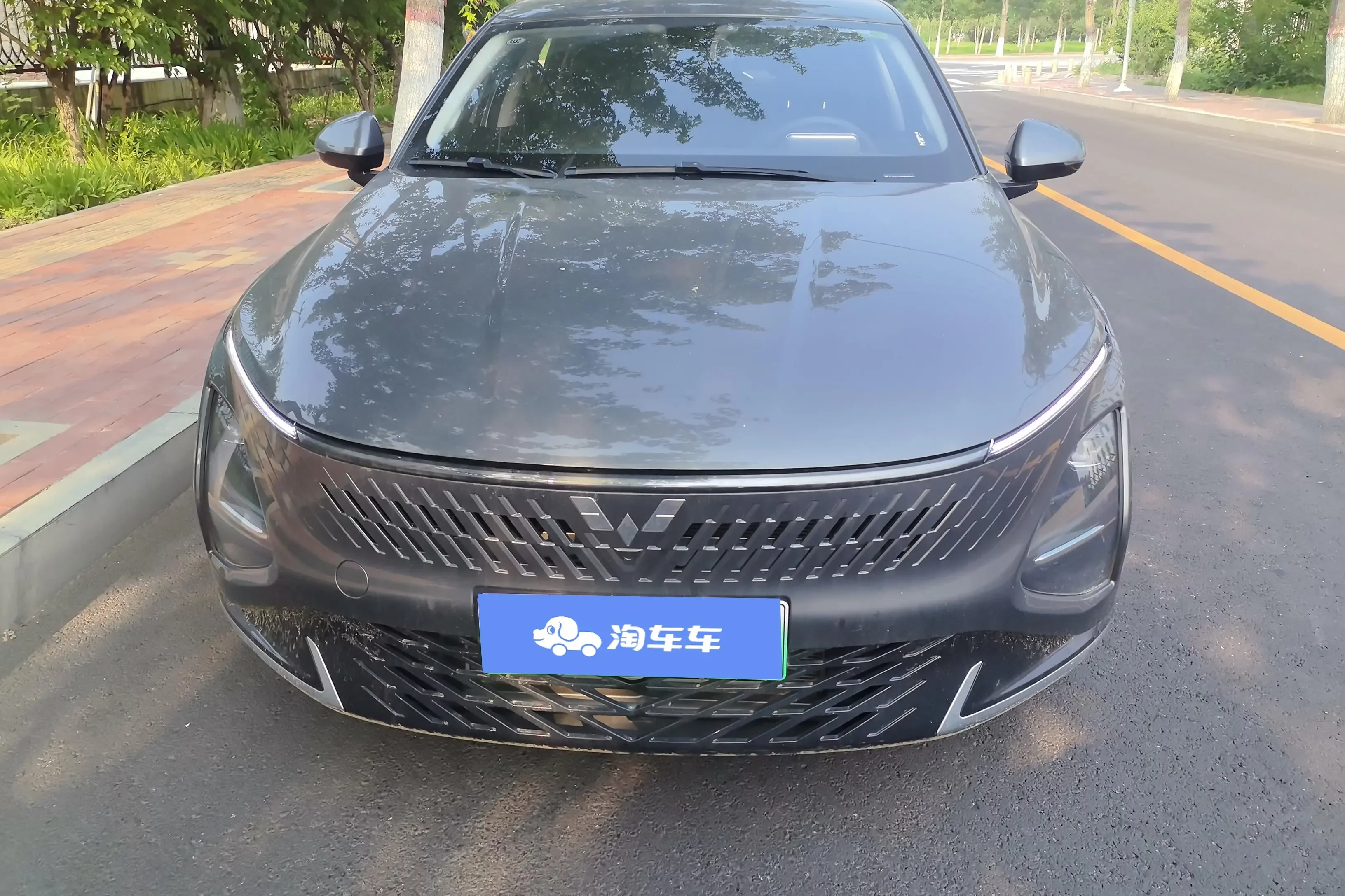 Wuling Starlight PHEV