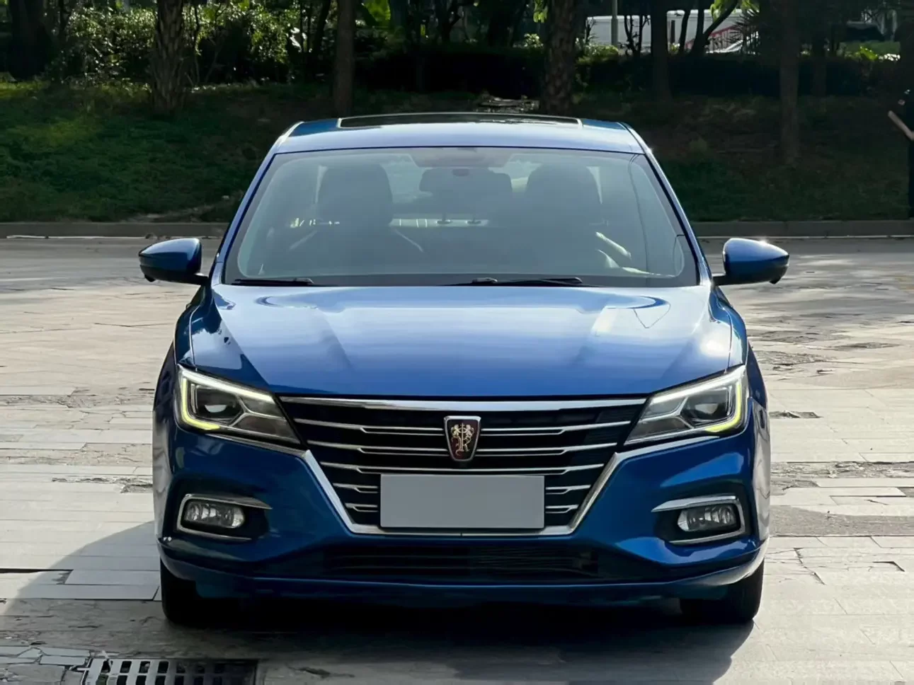 Roewe i5