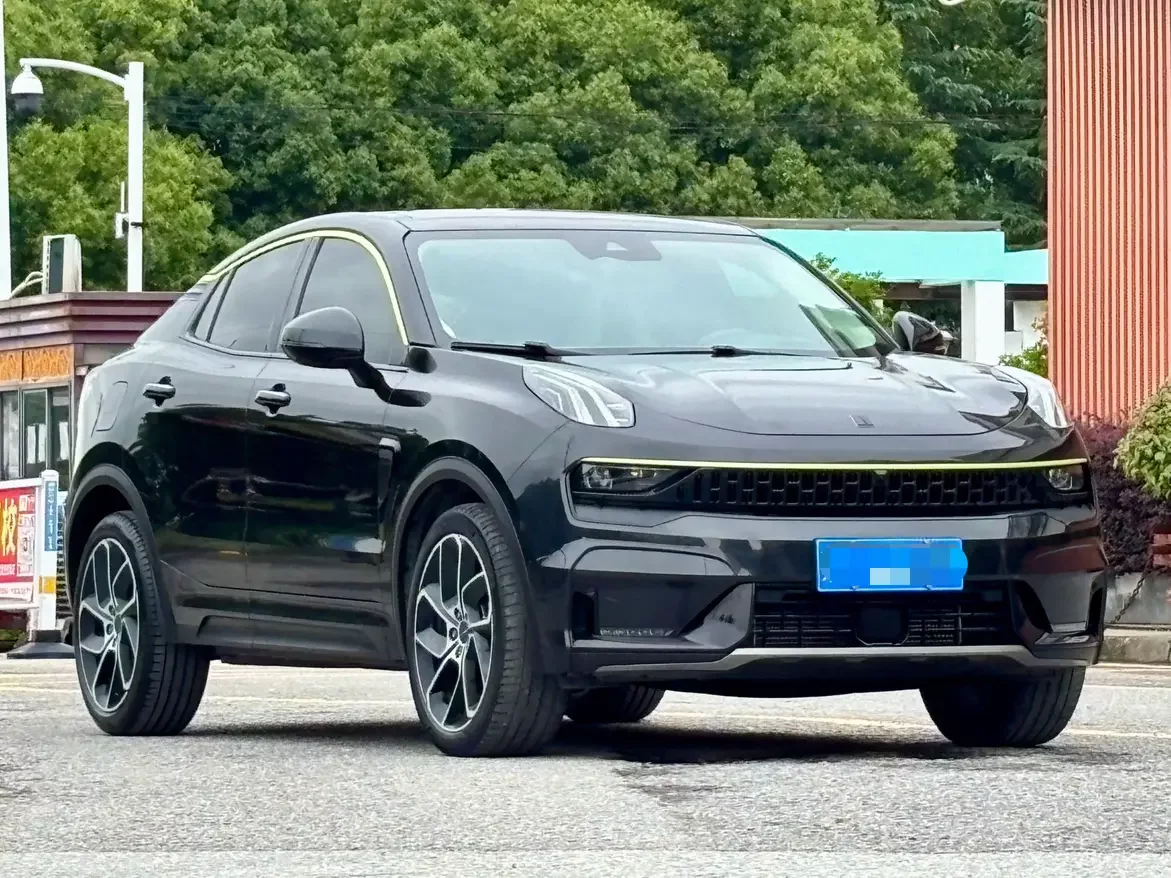 Lynk & Co 05