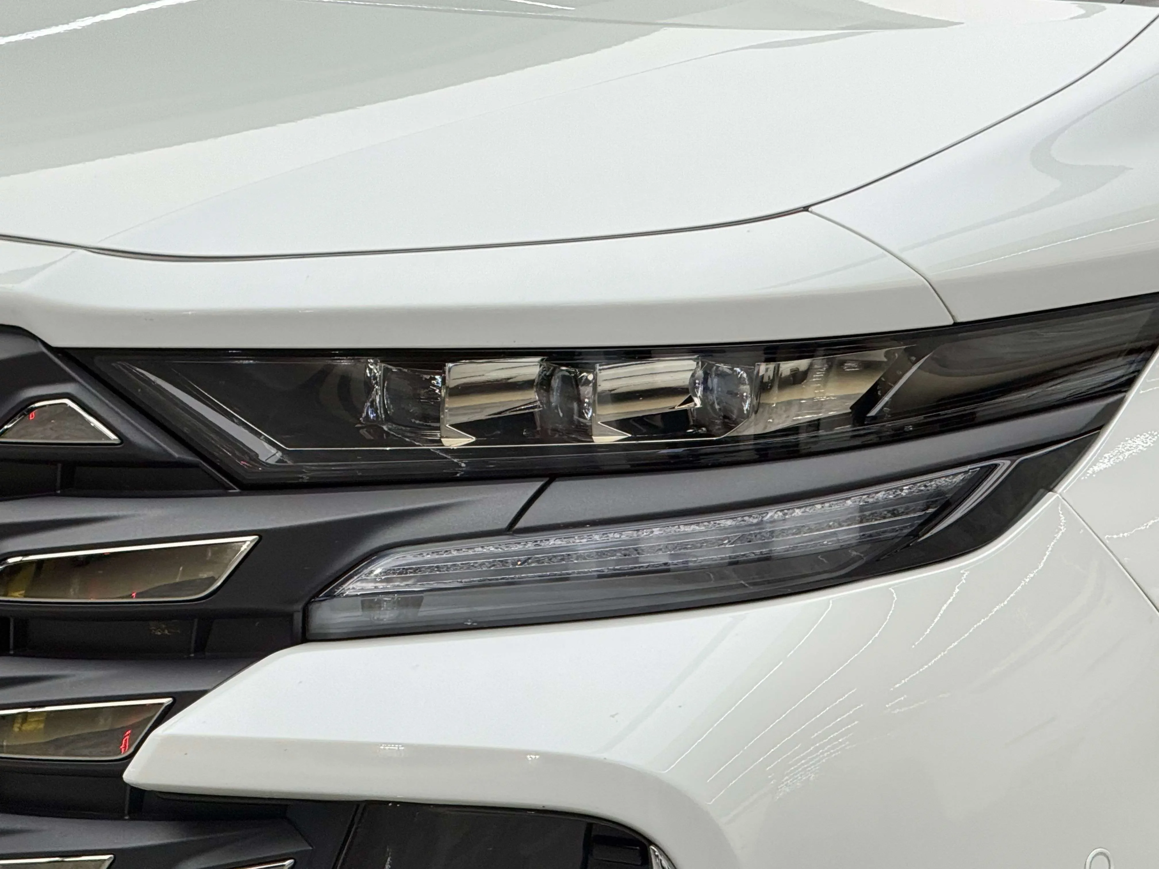 Toyota Crown Wellfire