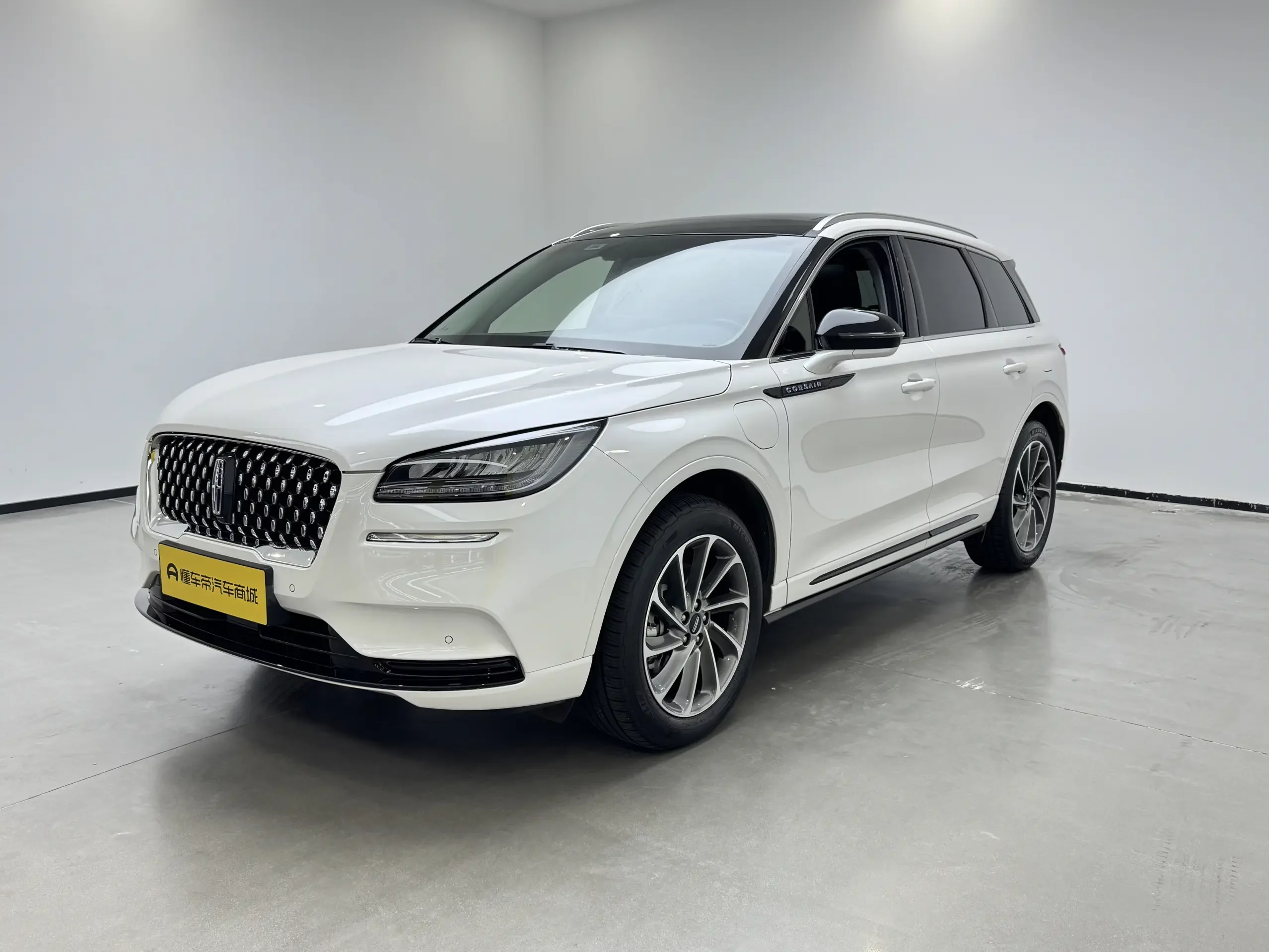 Lincoln Adventurer PHEV  из Китая