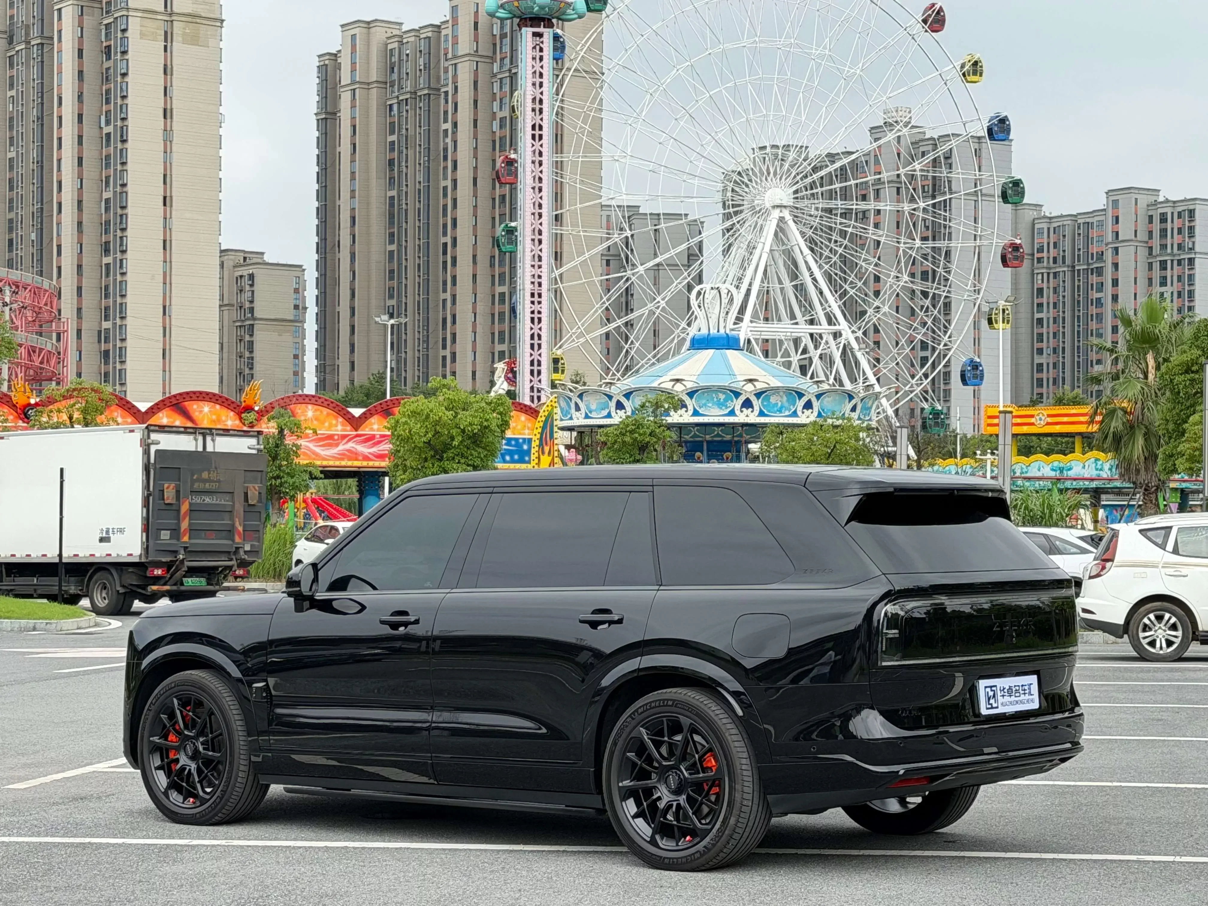 ZEEKR 9X