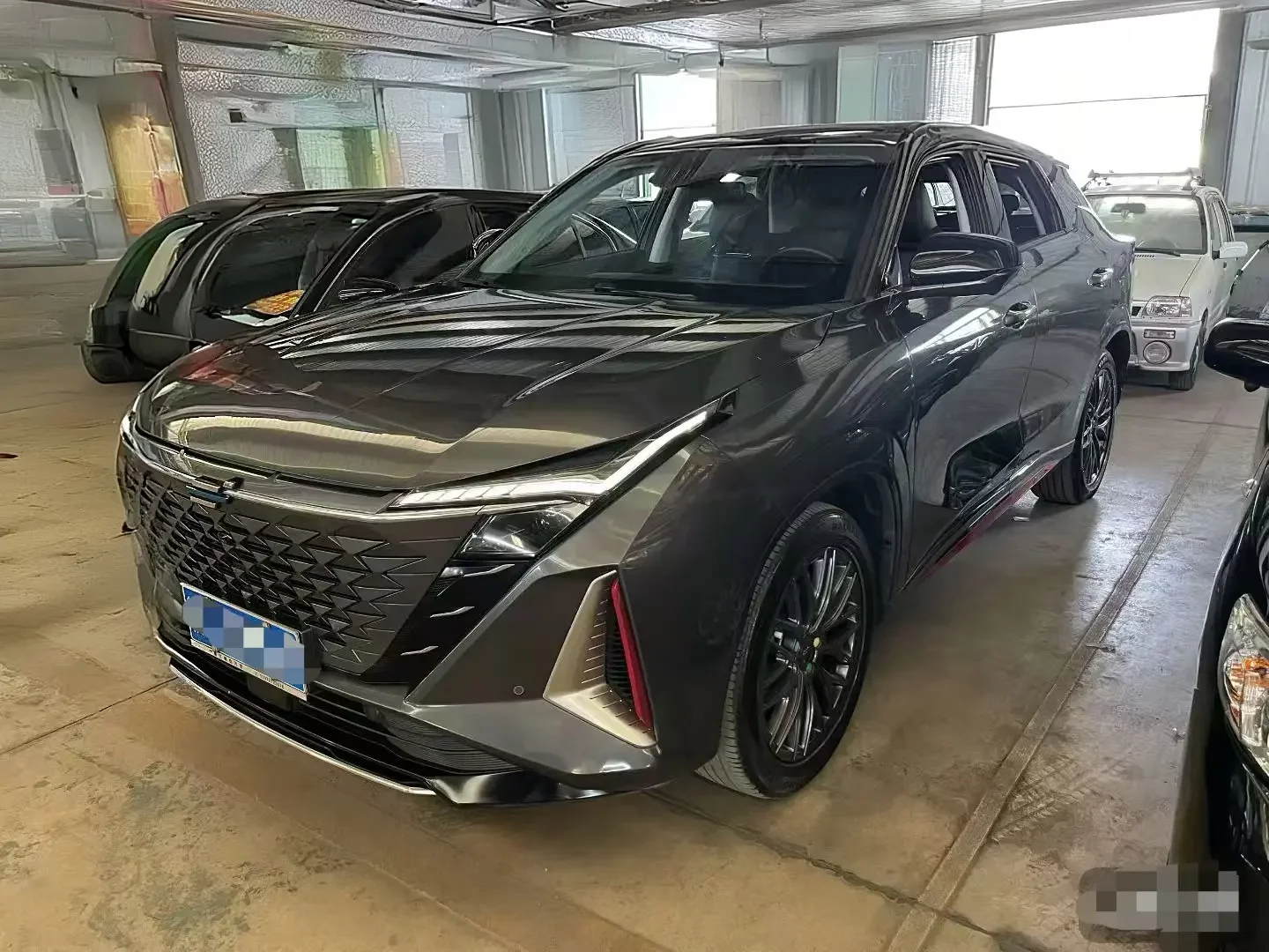 Oshan Changan Auchan Z6