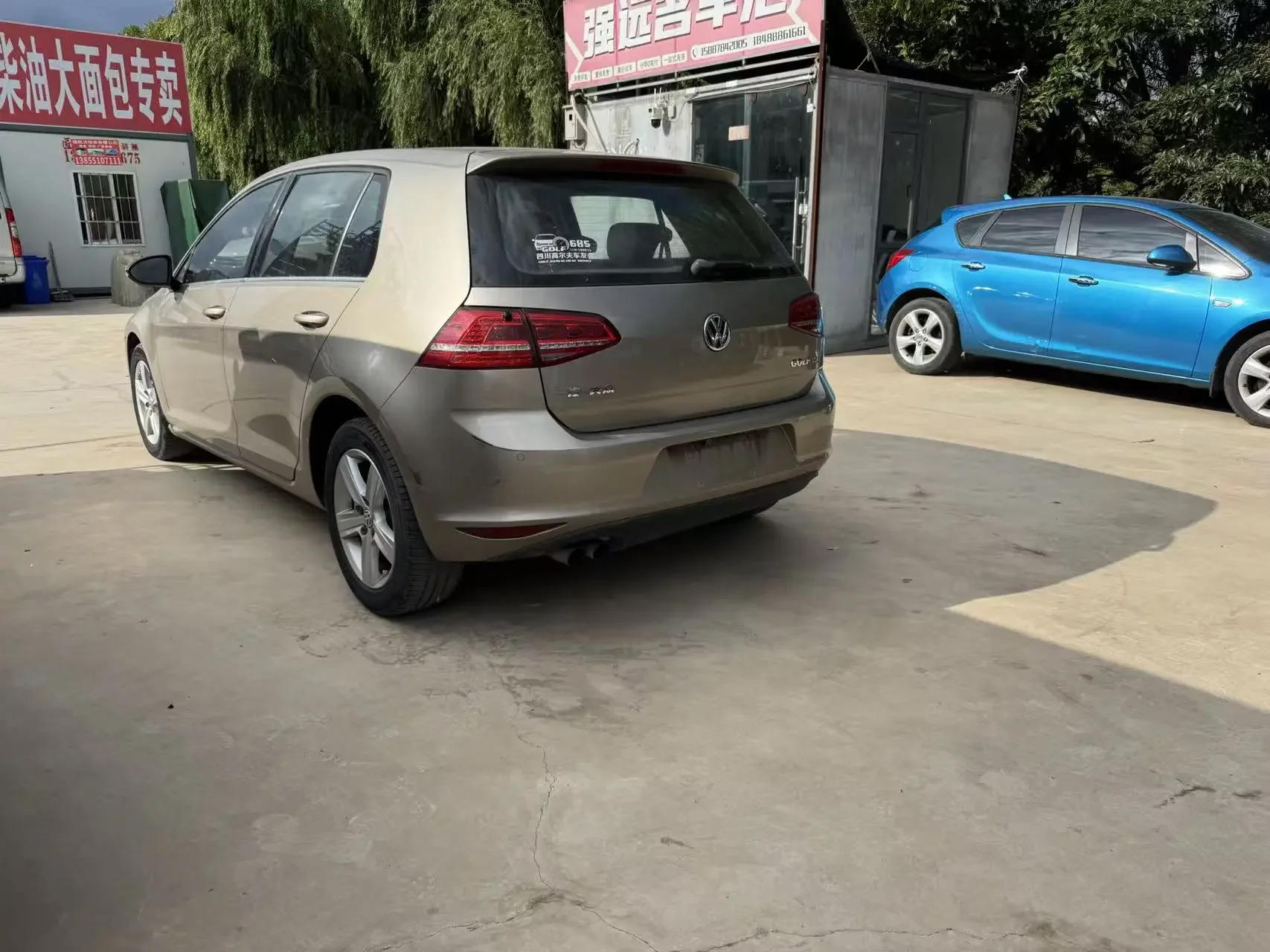 Volkswagen golf