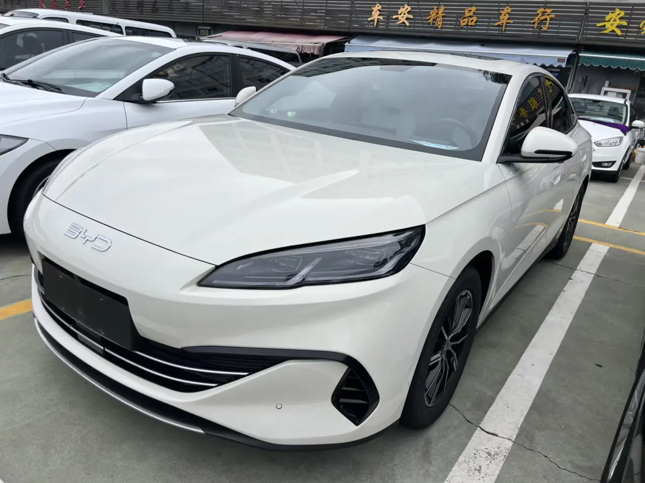 BYD Seal 06DM