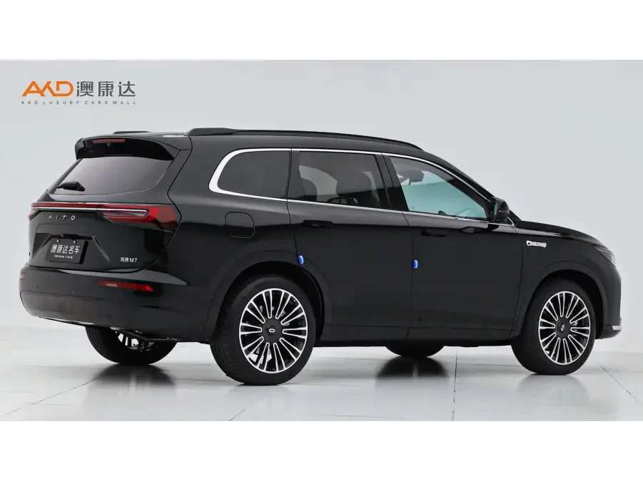 AITO M7