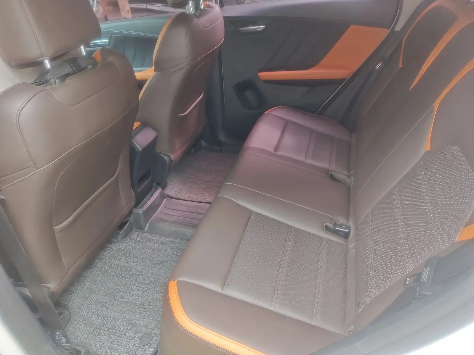 BYD e2