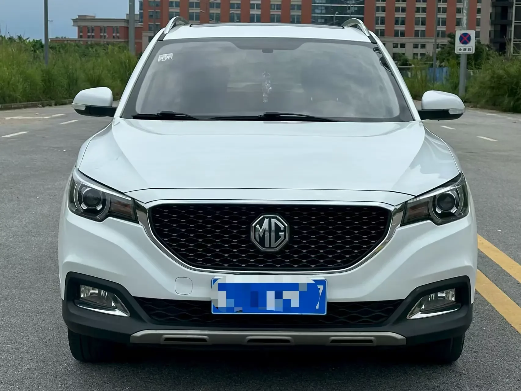 MG ZS
