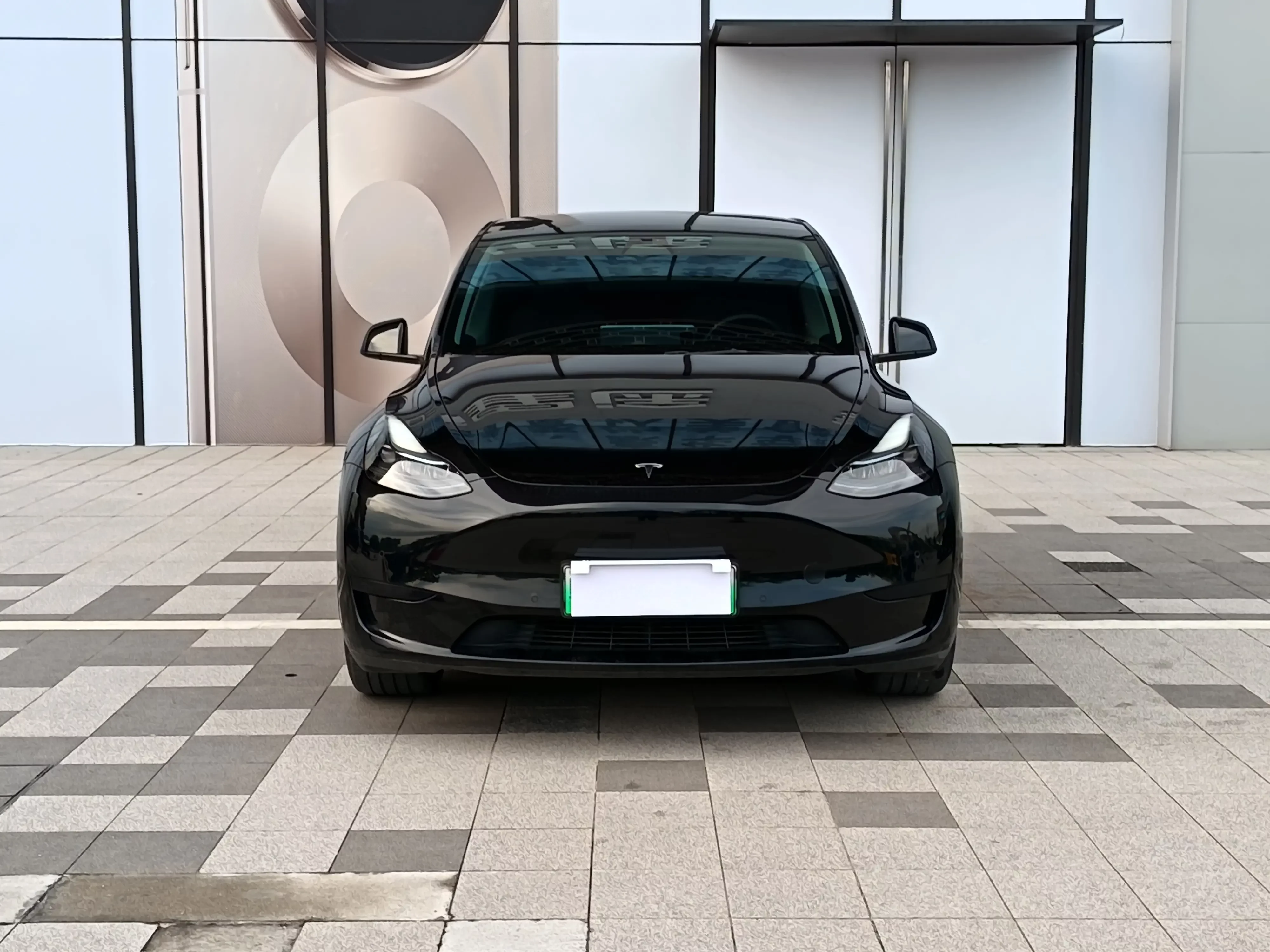 Tesla Model Y  из Китая