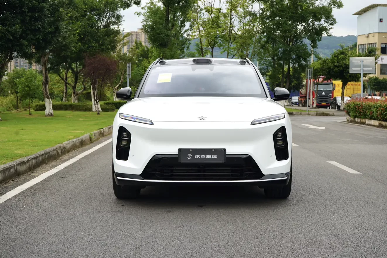 NIO ES6