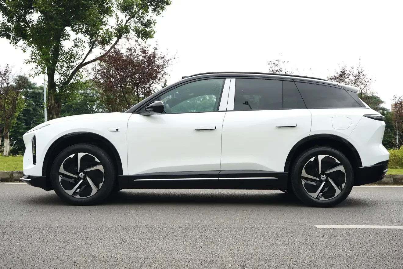 NIO ES6