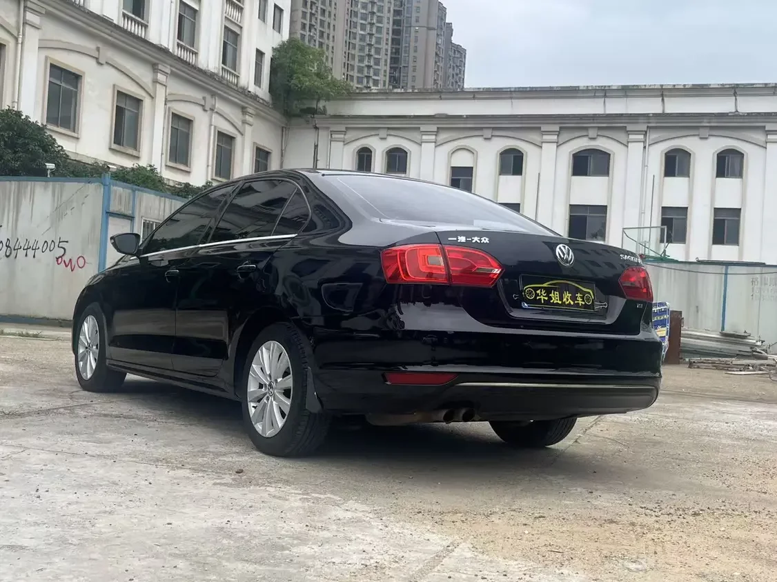 Volkswagen Sagitar