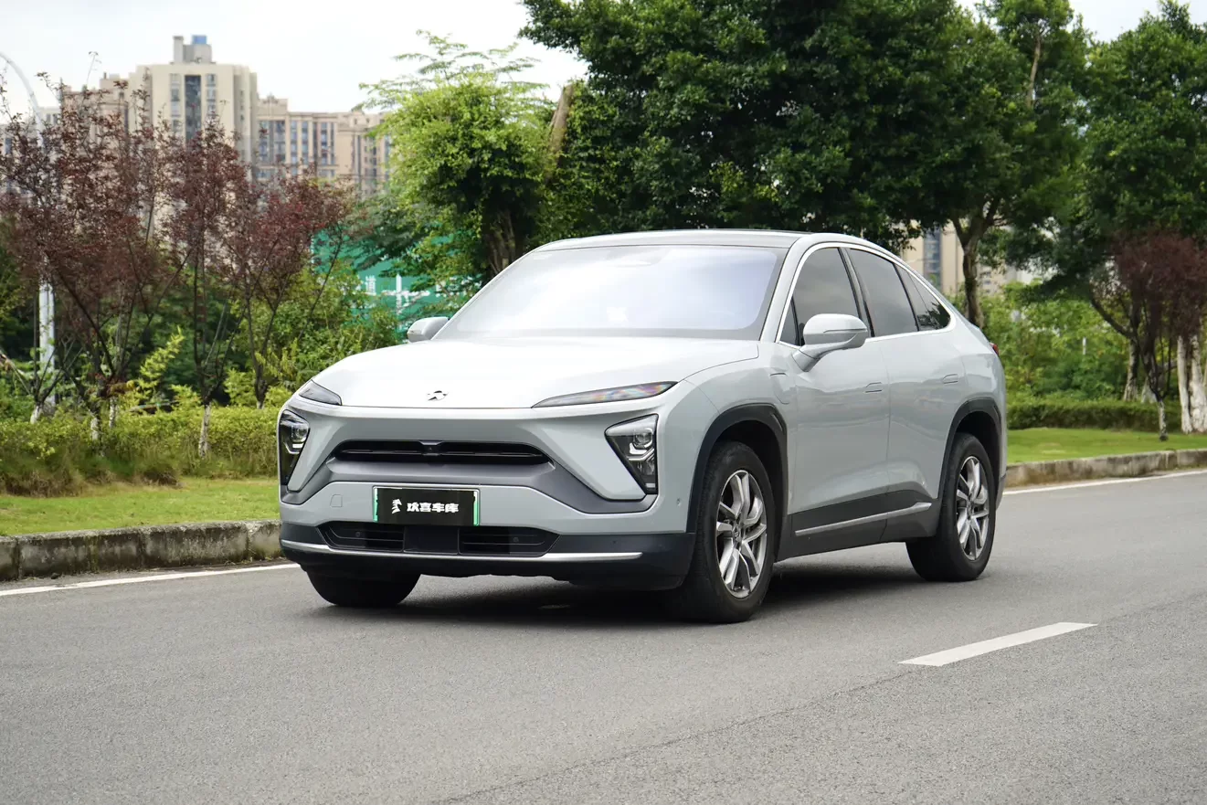 NIO EC6  из Китая