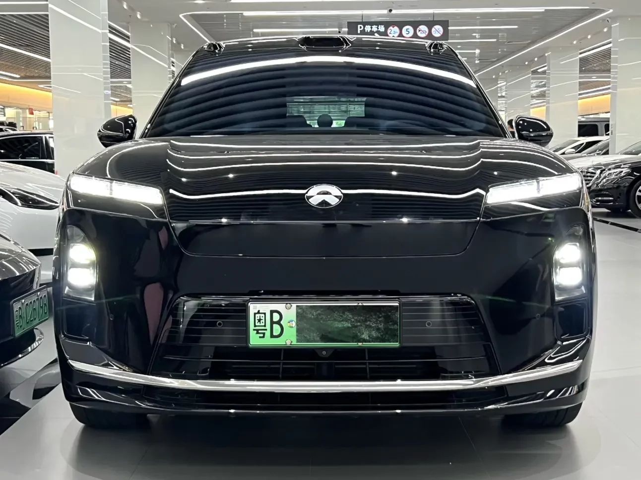 NIO ES8  из Китая